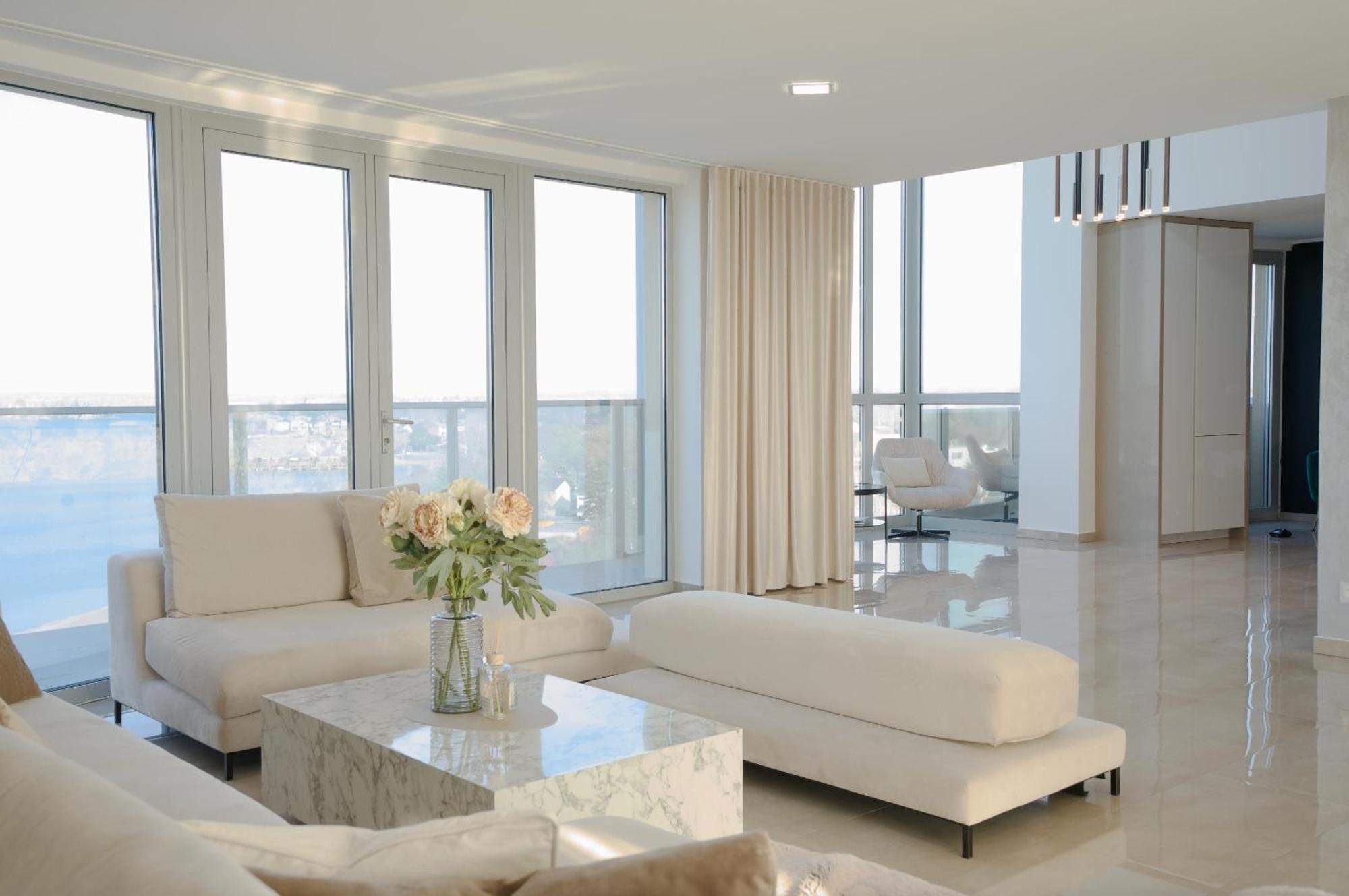 Luxusny Penthouse Nad Jazerami 230 M2, 3X Garaz, Wifi Διαμέρισμα Senec Εξωτερικό φωτογραφία