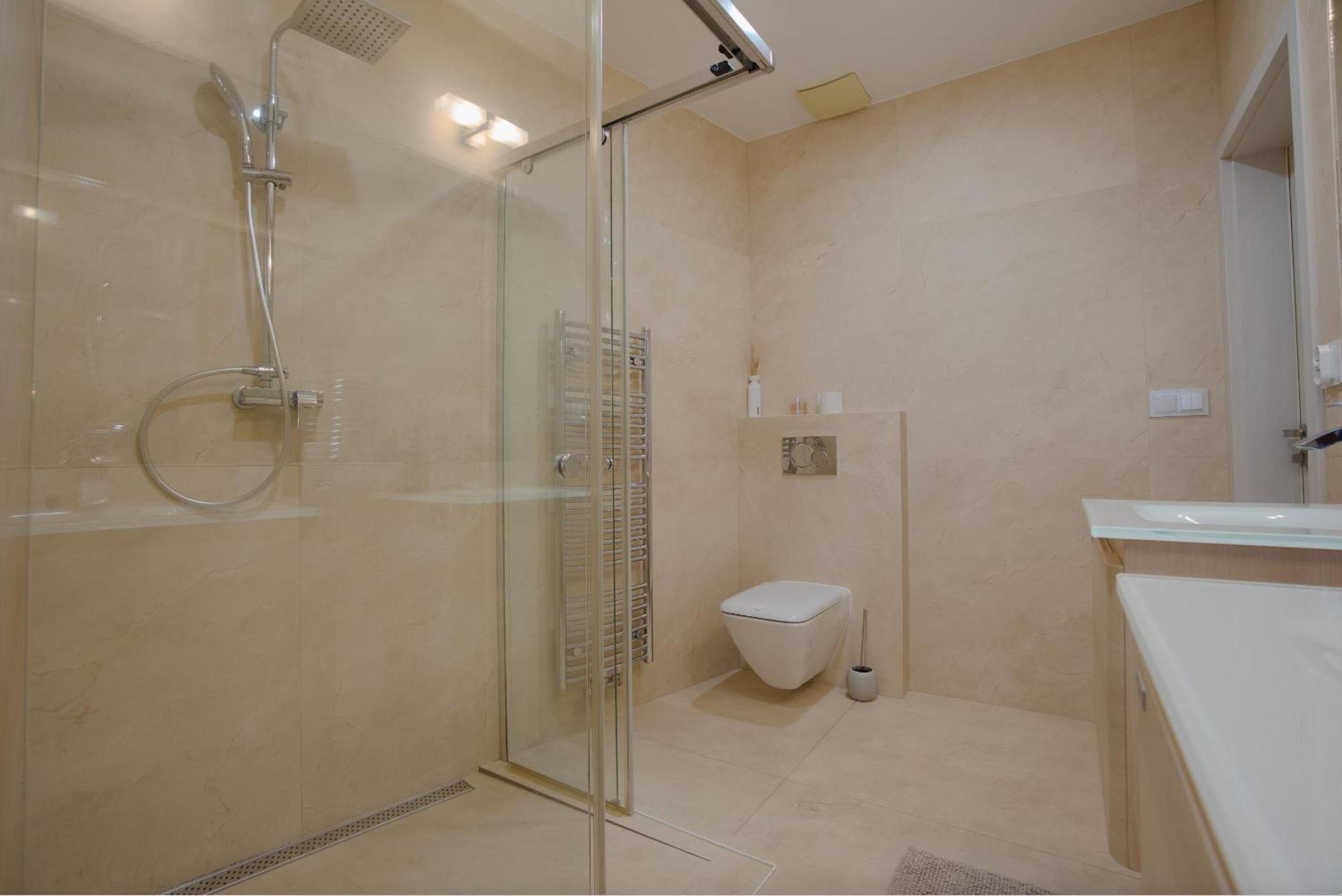 Luxusny Penthouse Nad Jazerami 230 M2, 3X Garaz, Wifi Διαμέρισμα Senec Εξωτερικό φωτογραφία